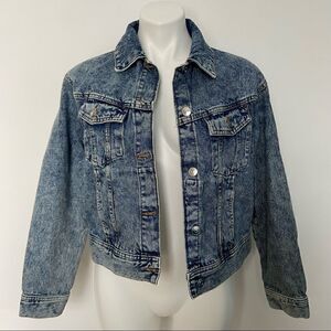 Acid wash vintage style cropped denim jacket